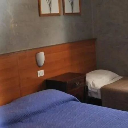 Mimosa Pantheon فندق روما