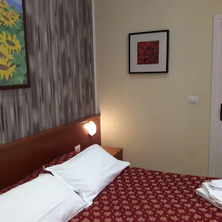 Hotell Mimosa Pantheon