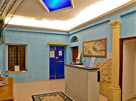 מלון Mimosa Pantheon *