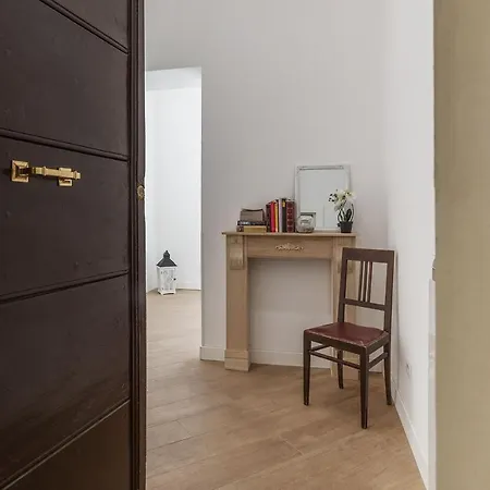 Mimosa Pantheon * רומא