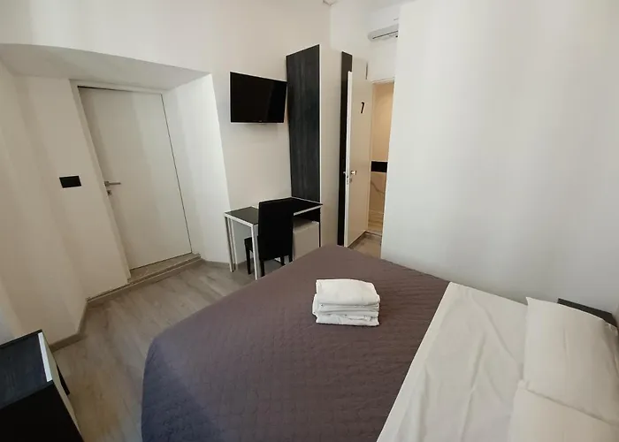 Mimosa Pantheon Hotell Rom