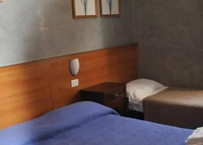 Mimosa Pantheon Hotell Rom