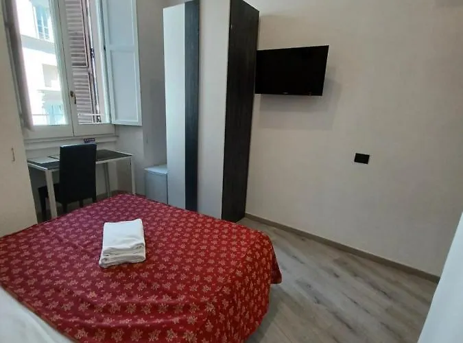 Mimosa Pantheon * רומא